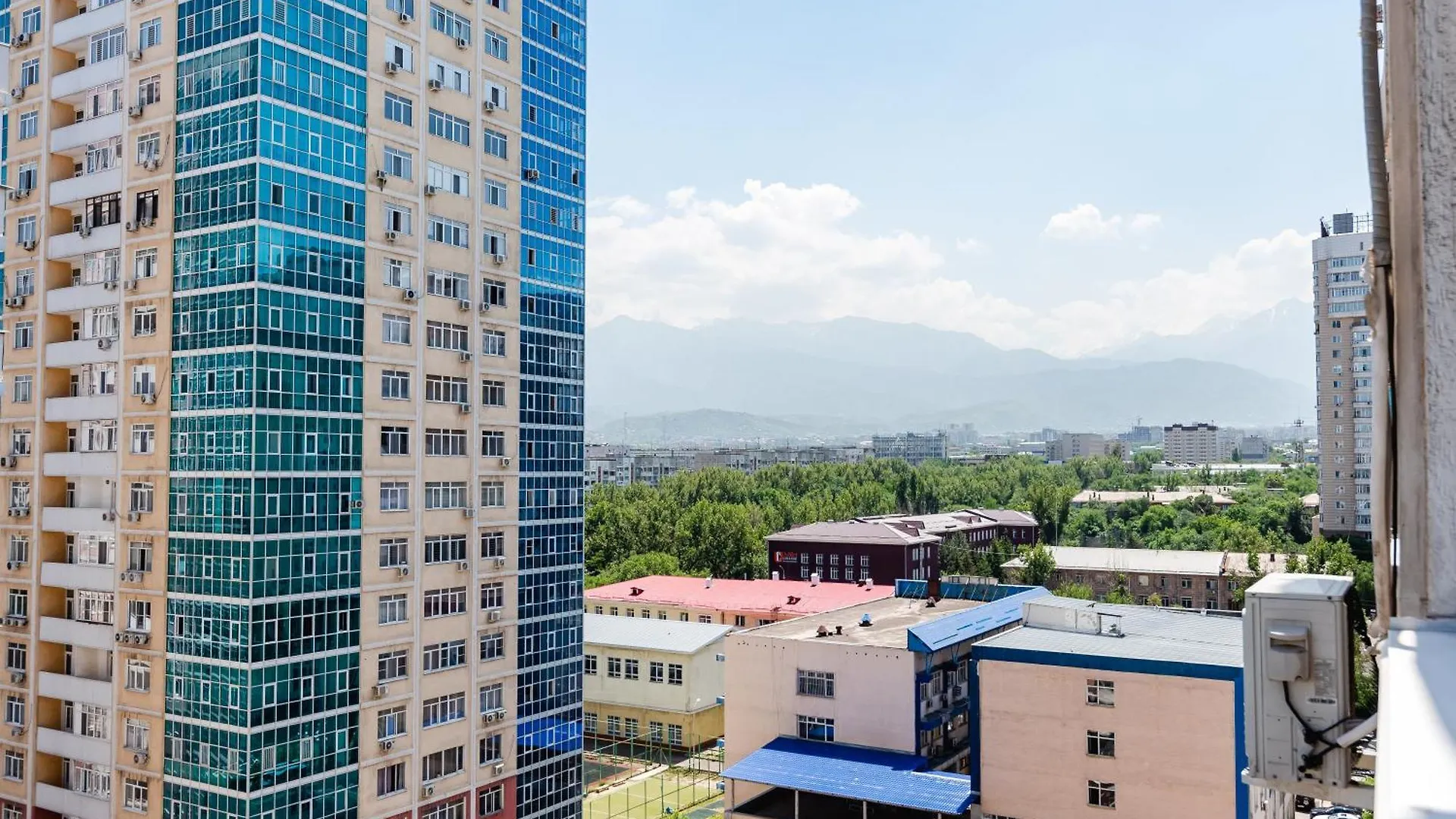 Оркендеу Alma-Ata Appartement