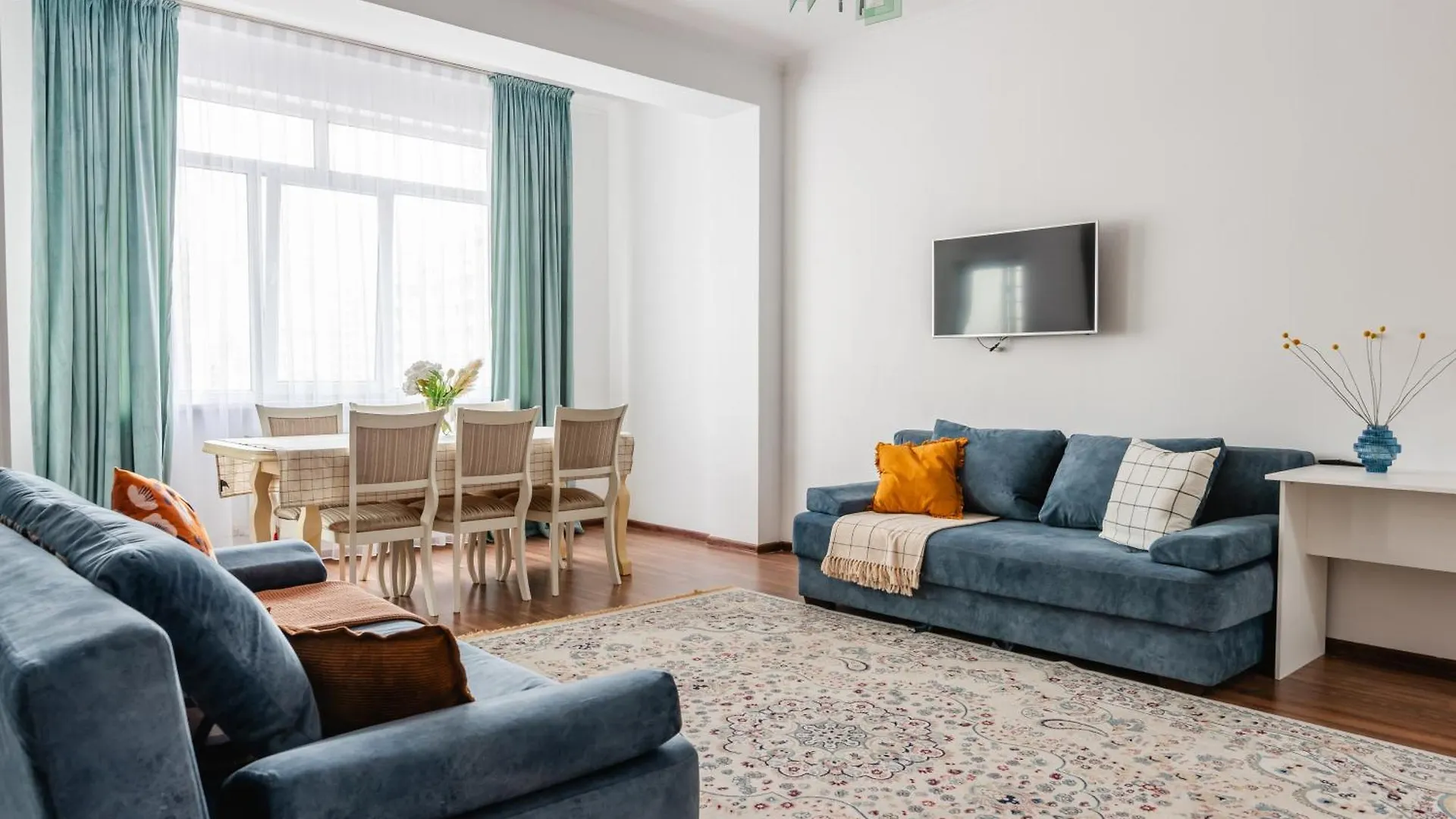 Оркендеу Alma-Ata Appartement